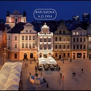 Lejlighed Ratuszova Stary Rynek Old Market Square Premium & Restaurant Ad 1954, Poznań